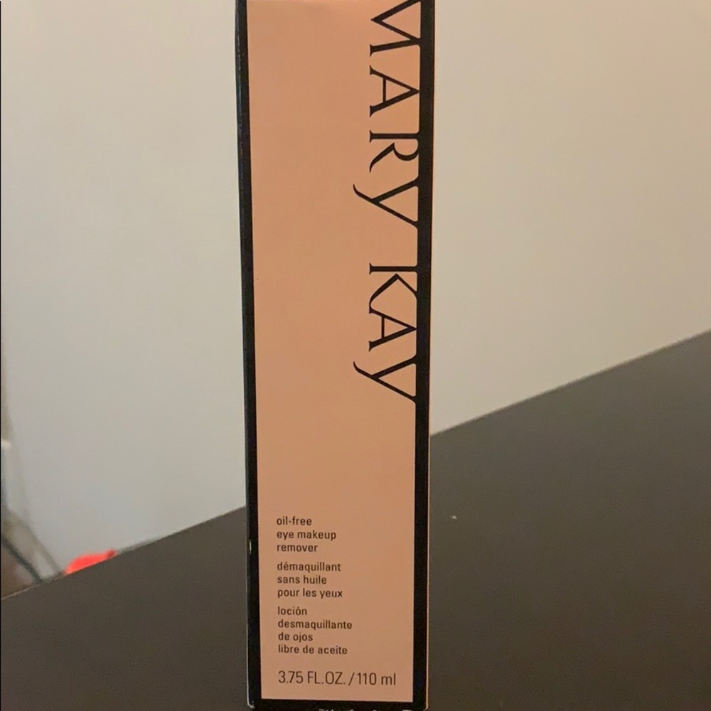 Mary Kay oil free Makeup Remover